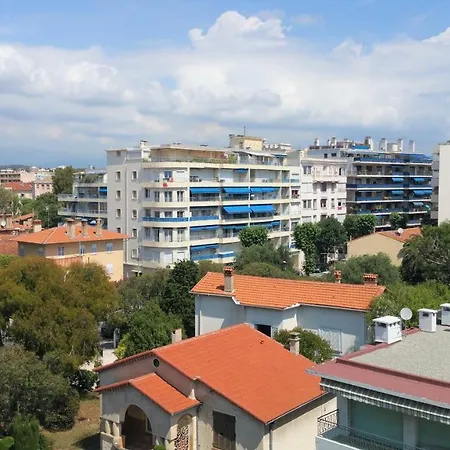 La Pinede 胡安莱潘